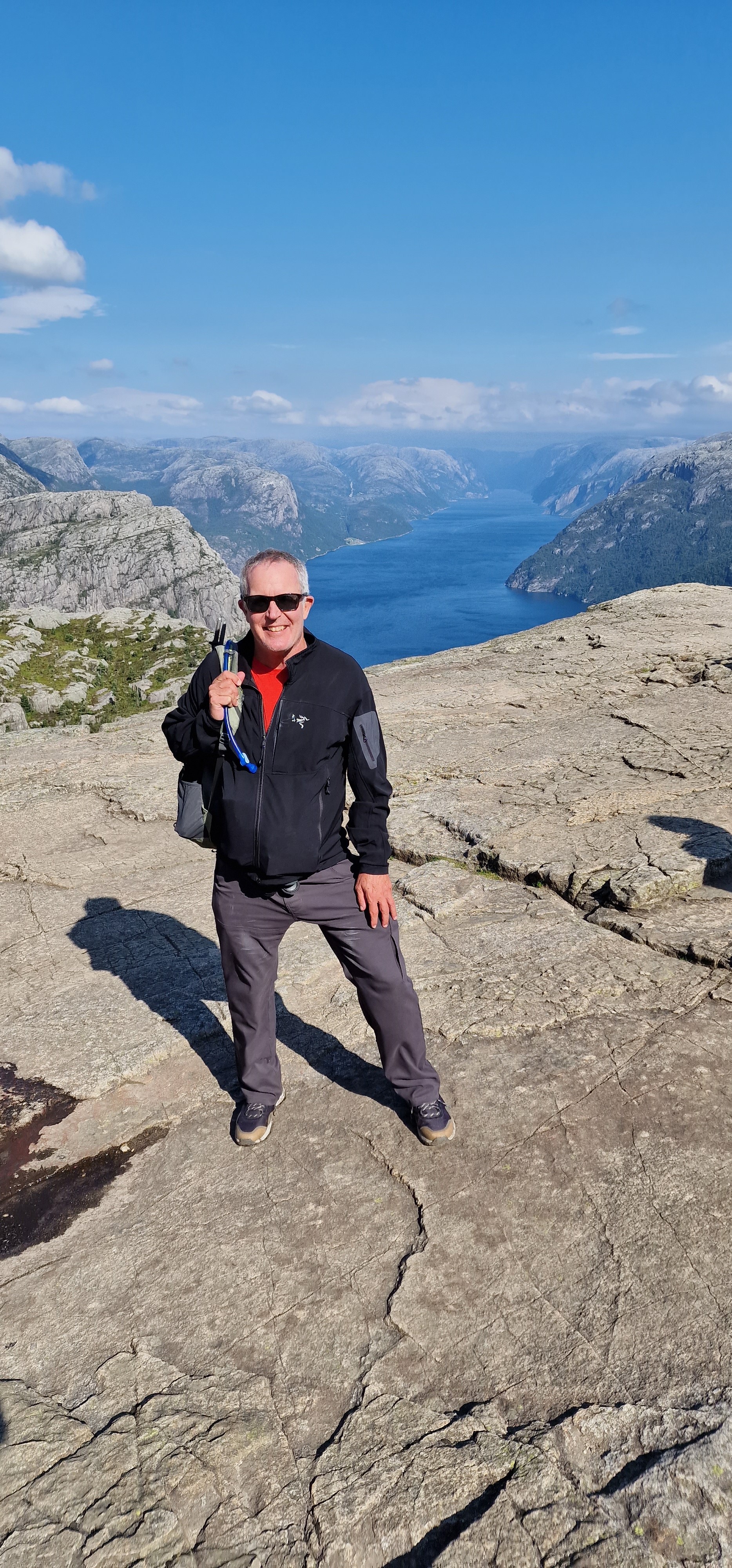 Mann på preikestolen