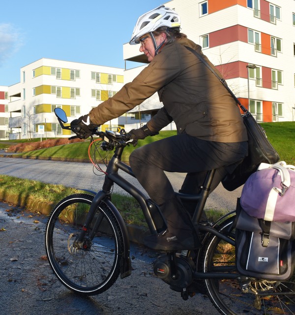 Syklist på Ullandhaug campus